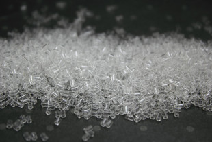 Бисер Чехия BUGLES 351- 12001 2. 3 мм 1 " 50г 00050 прозрачный